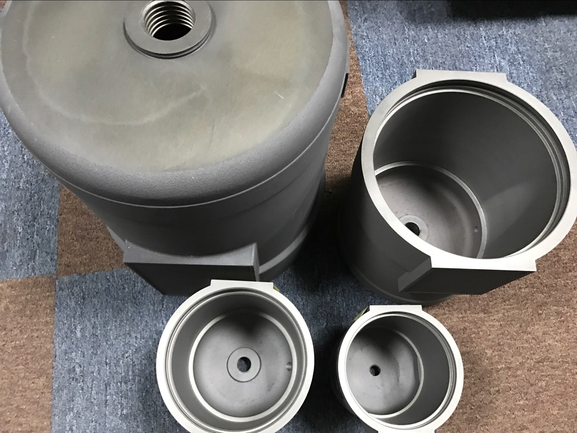 Las muestras de fundición de aleación de aluminio se ponen en producción en masa