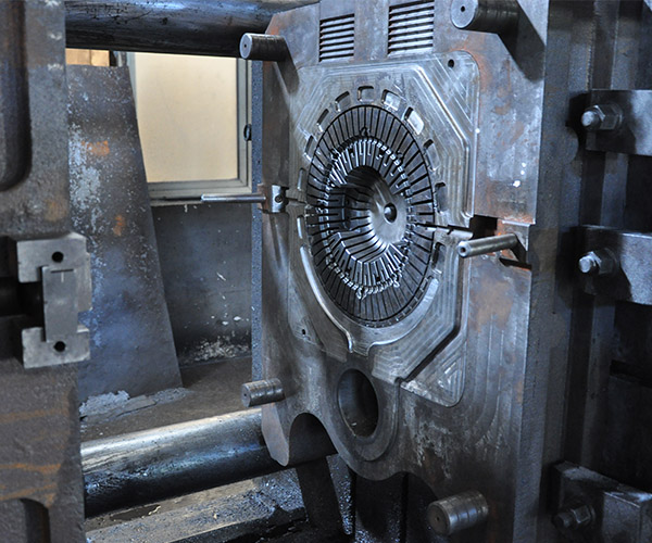 Estos tres factores son la clave para la deformación de los moldes de fundición a presión.