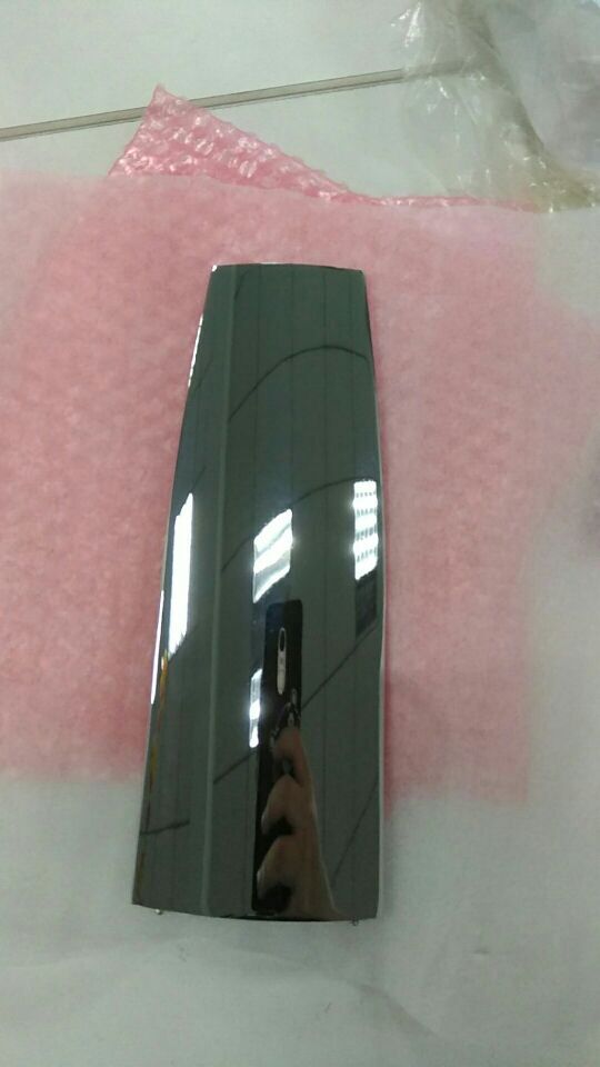 Pulido espejo con recubrimiento cromado.